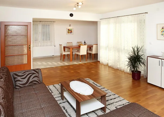 Apartment Matea
