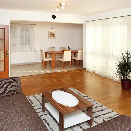 Apartment Matea Trogir Exterior photo